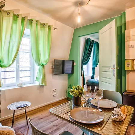 La Bonbonniere Verte Apartment *